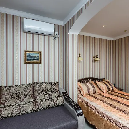 Nadobu Roshe Hotel